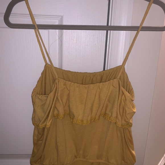 Yellow Tank - Picture 5 of 5